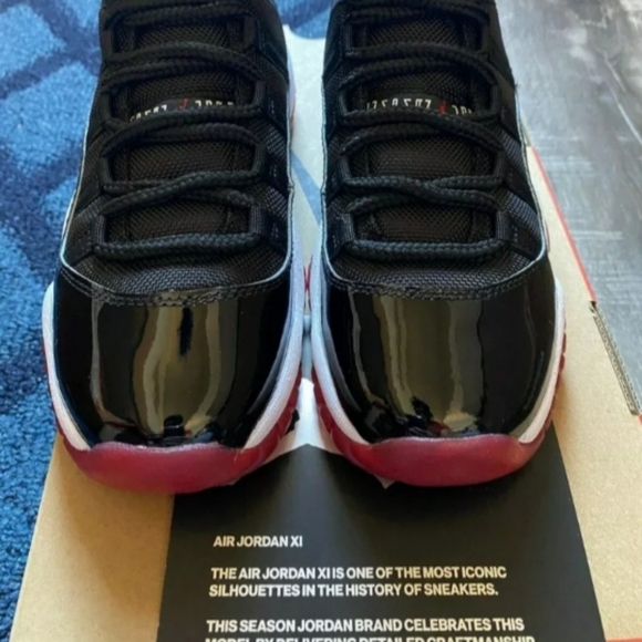 Air Jordan Reto 11 XI Bred OG - Picture 2 of 4